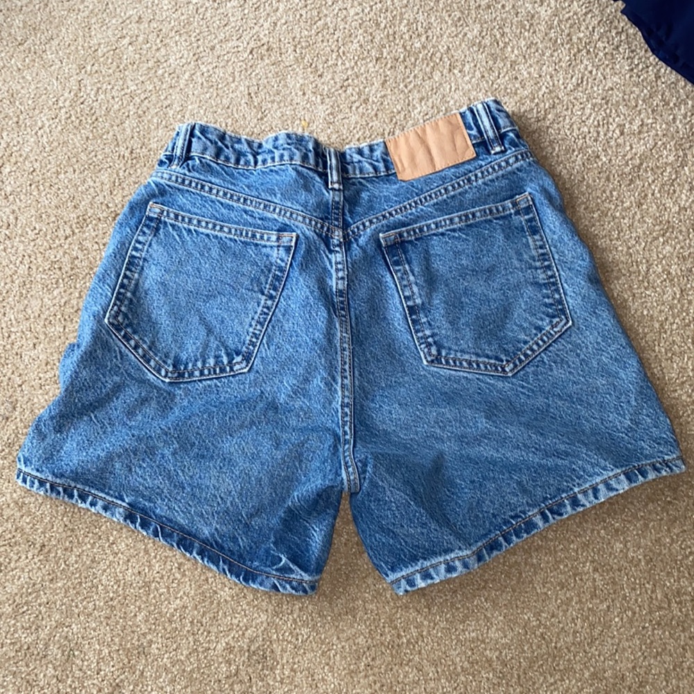 Zara Blue Denim Jean Shorts - Picture 3 of 3